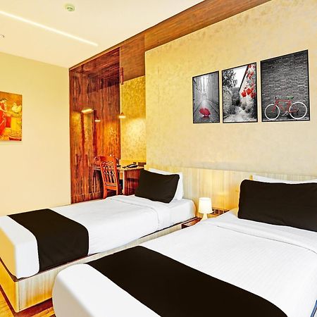 Super Townhouse Indiranagar Hotel Бангалор Екстериор снимка