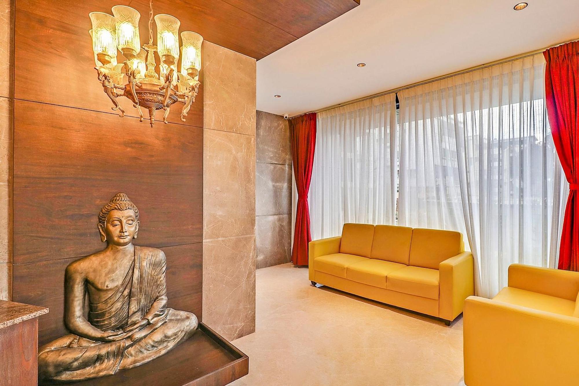Super Townhouse Indiranagar Hotel Бангалор Екстериор снимка