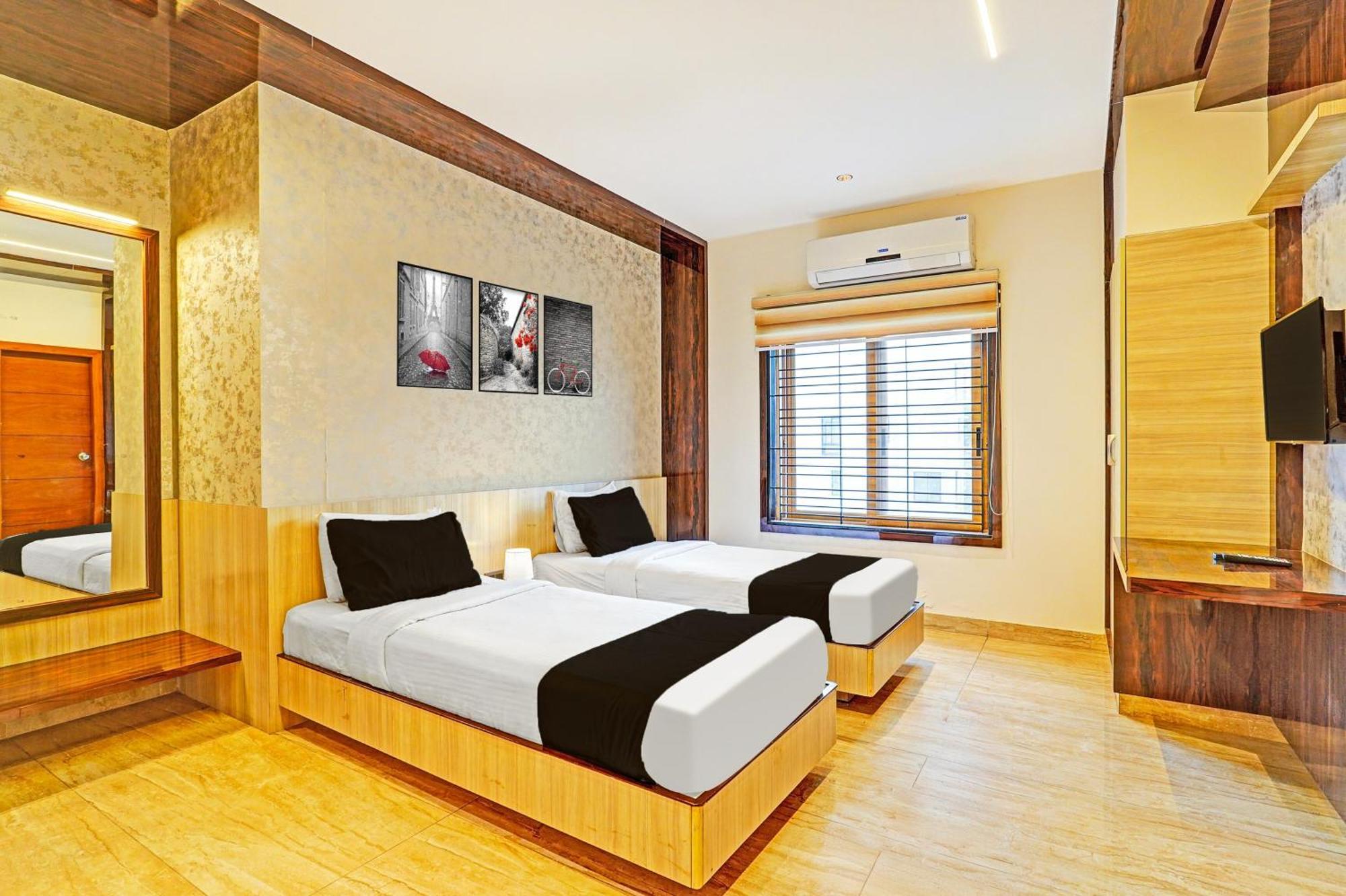 Super Townhouse Indiranagar Hotel Бангалор Екстериор снимка