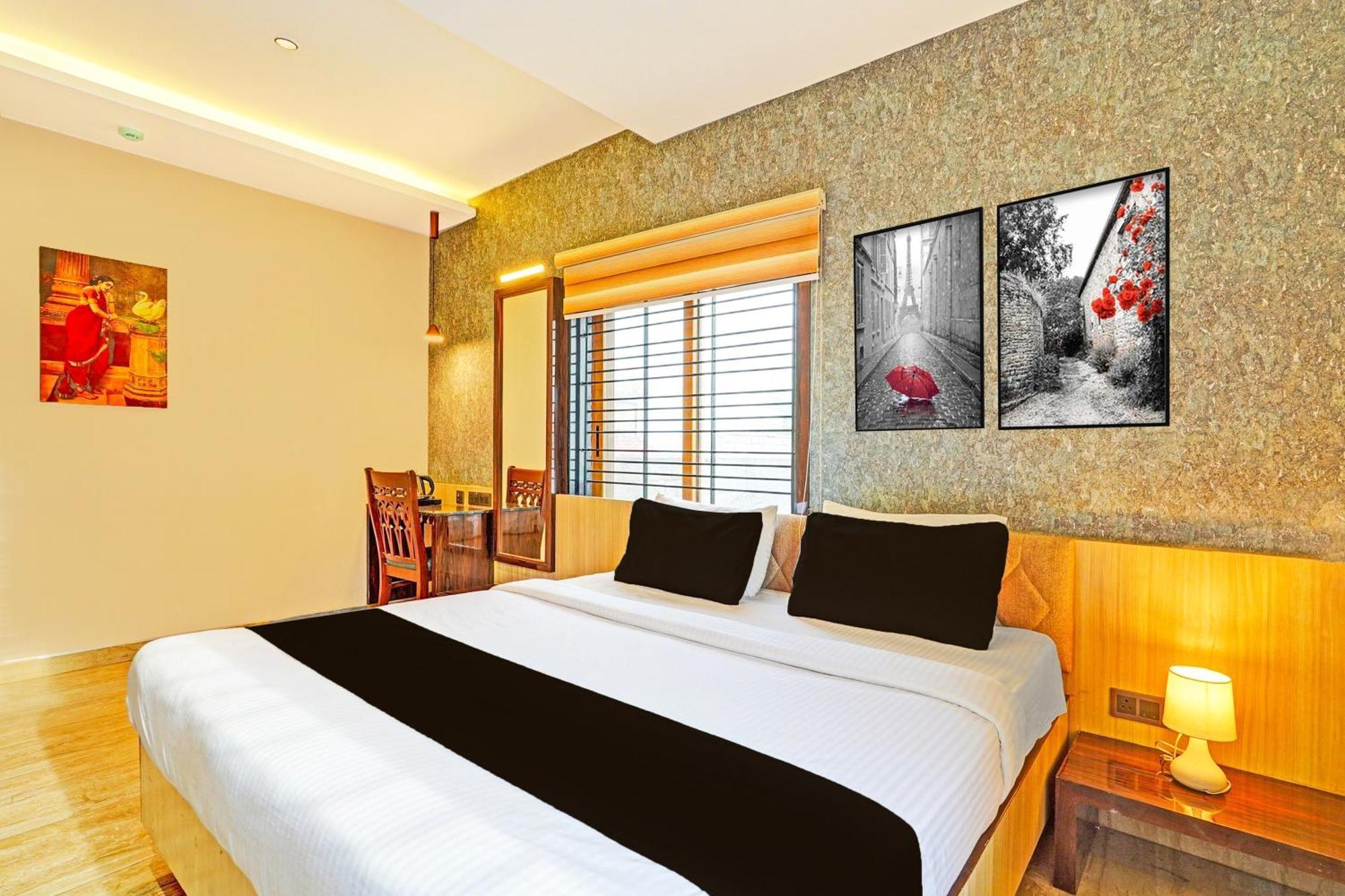 Super Townhouse Indiranagar Hotel Бангалор Екстериор снимка